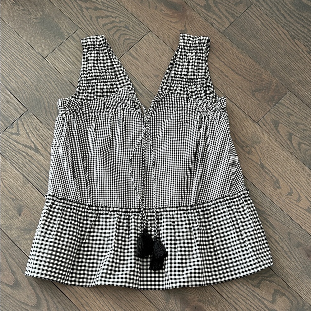 10 Crosby Derek Lam Black and White Checkered top / tank